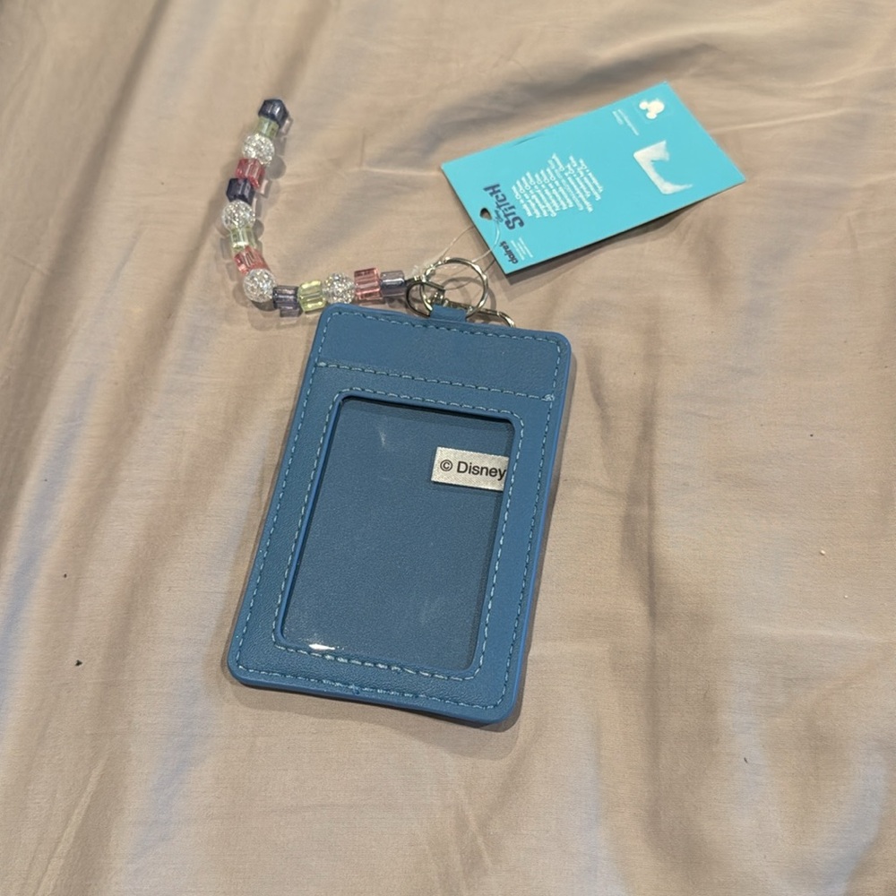 Disney stitch ID card holder keychain NWT - Picture 2 of 2